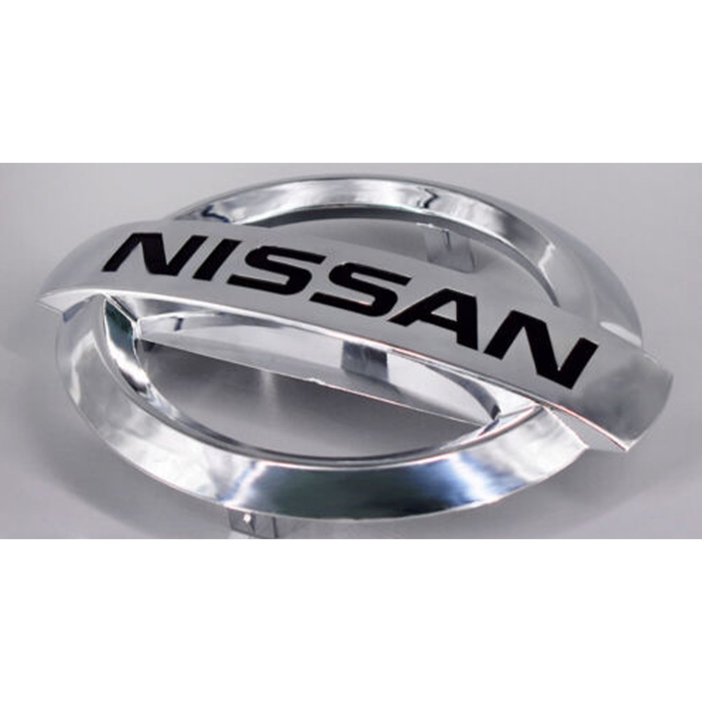 2013-2018 Nissan Altima Front Grille Emblem
